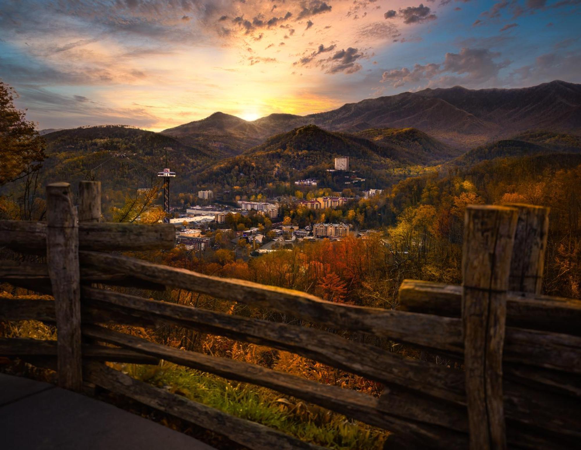 Three Bears Den, Hot Tub, Pool Table, Pool Access, 1089 Free Tickets Each Paid Day, Dollywood Inclu Βίλα Gatlinburg Εξωτερικό φωτογραφία