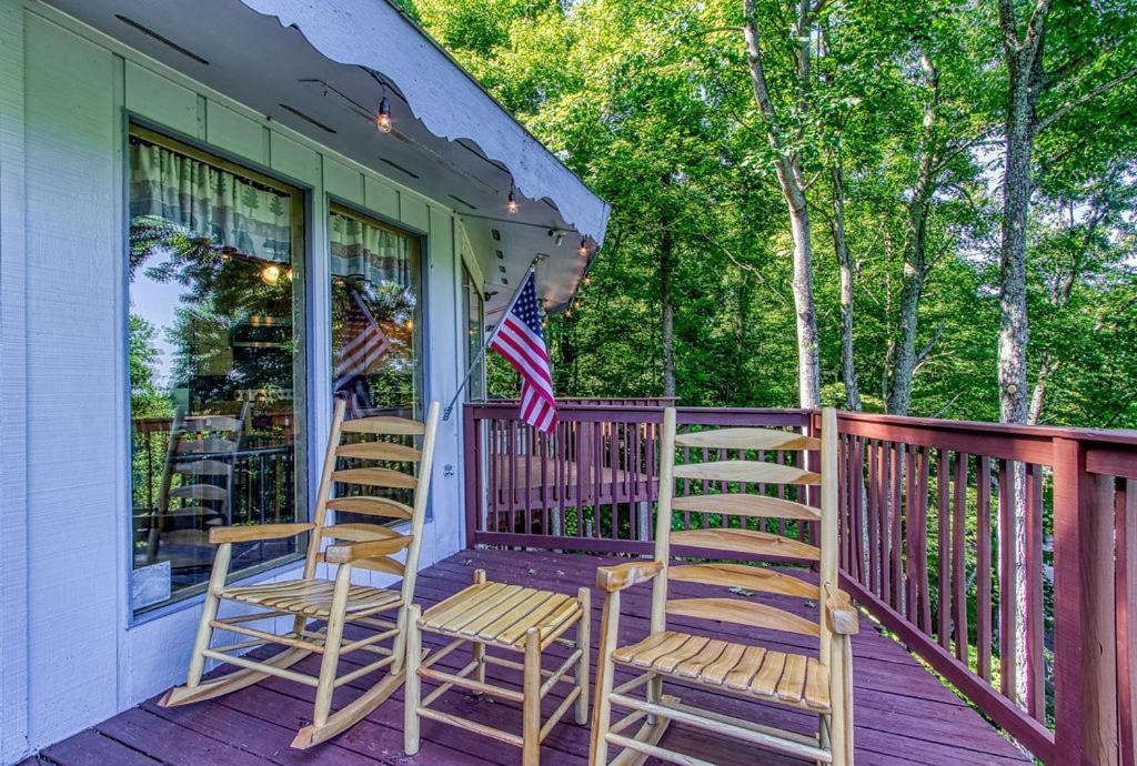 Three Bears Den, Hot Tub, Pool Table, Pool Access, 1089 Free Tickets Each Paid Day, Dollywood Inclu Βίλα Gatlinburg Εξωτερικό φωτογραφία