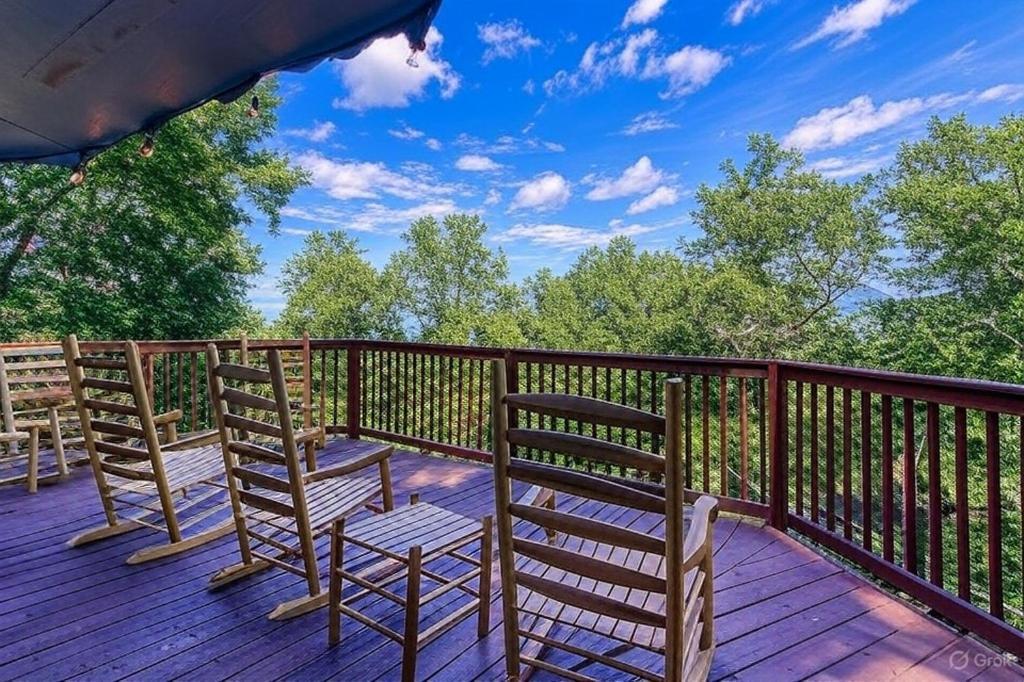 Three Bears Den, Hot Tub, Pool Table, Pool Access, 1089 Free Tickets Each Paid Day, Dollywood Inclu Βίλα Gatlinburg Εξωτερικό φωτογραφία
